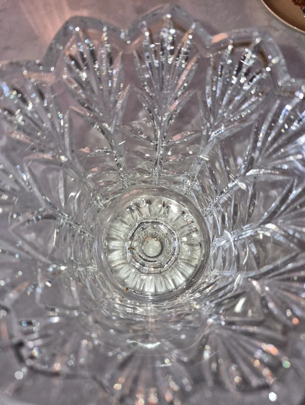 Vintage Fifth Avenue Portico 7.5-Inch Lead Crystal Hurricane Vase/Candle Holder